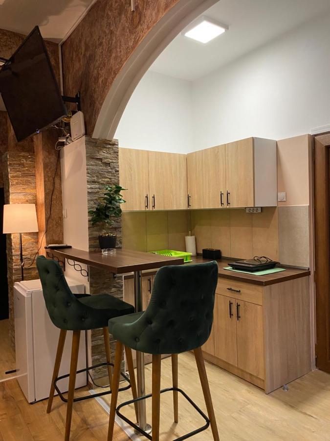 Delux Apartman Pozsarevác Kültér fotó
