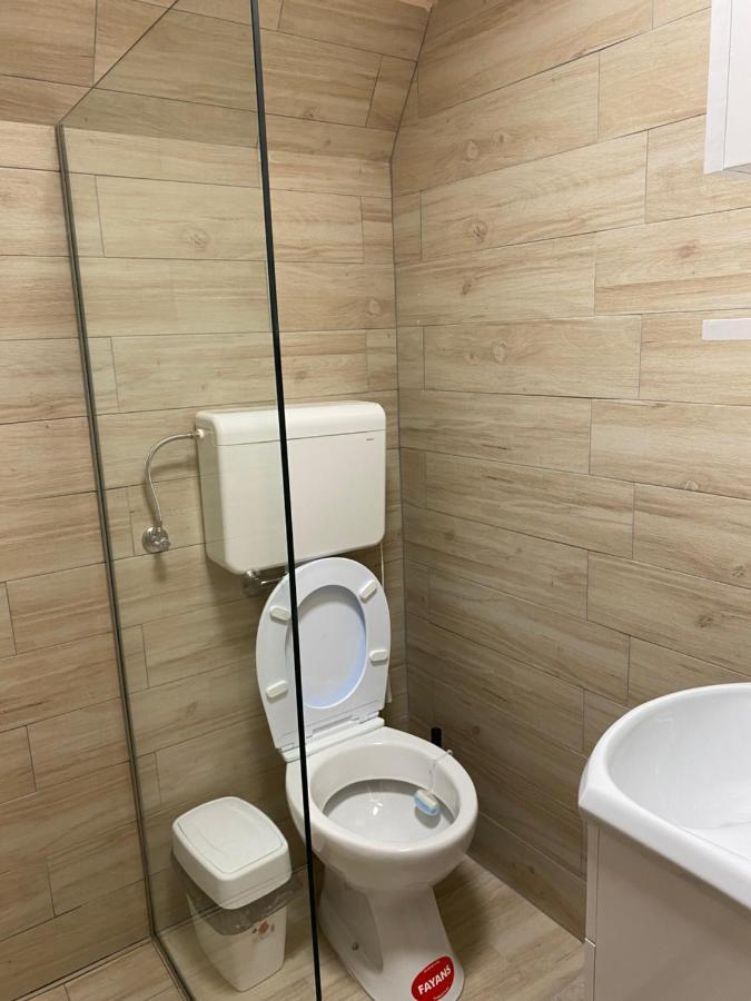 Delux Apartman Pozsarevác Kültér fotó